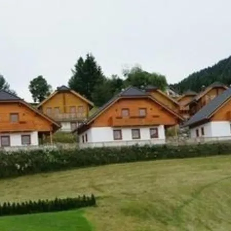 Holiday home Schoenes Ferienhaus In Mit Terrasse, Grill Und Garten *