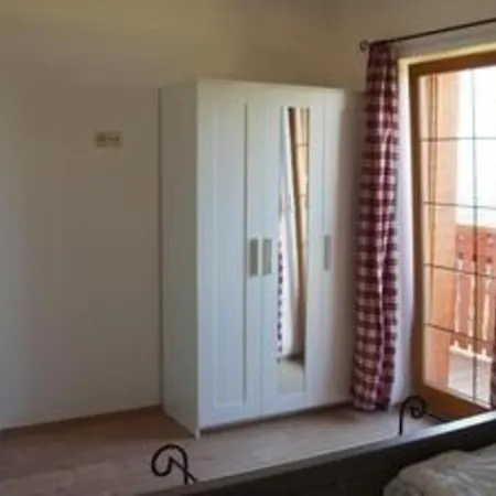 Schoenes Ferienhaus In Mit Terrasse, Grill Und Garten *